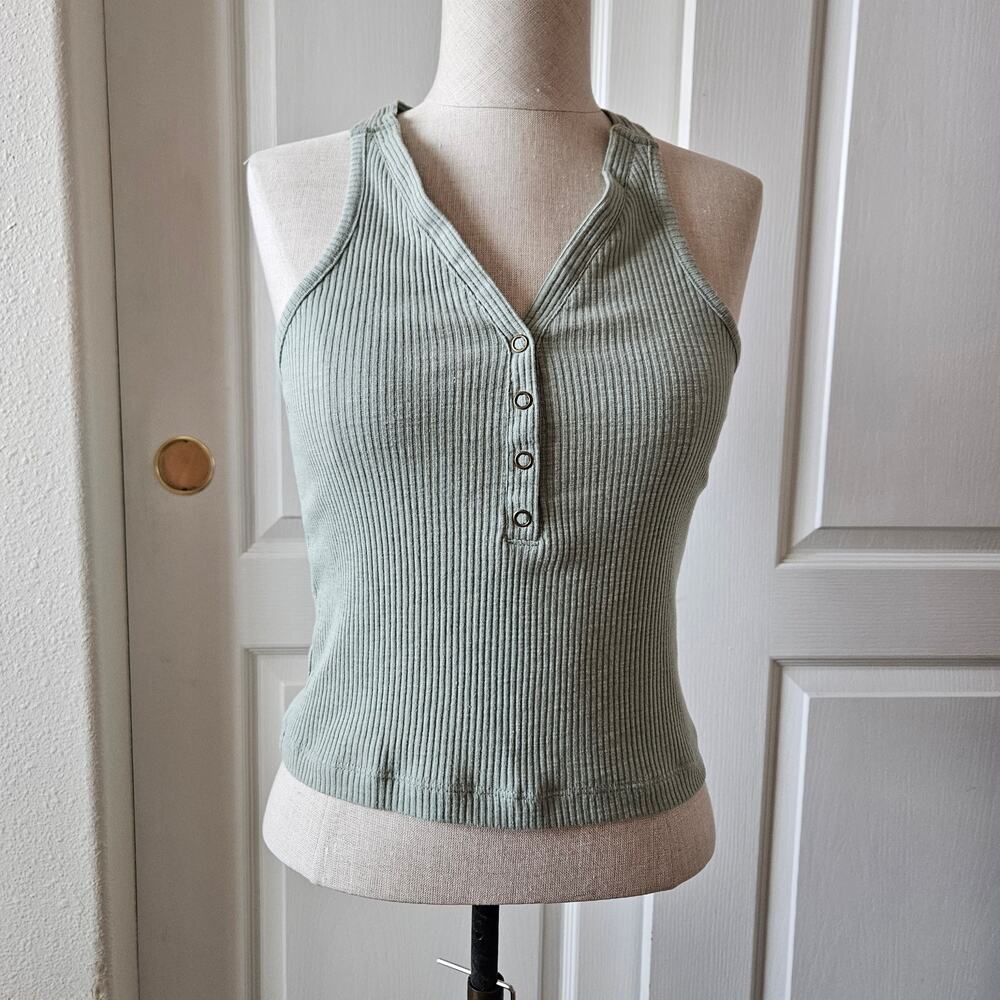 Untagged Tank Top Keyhole Back Medium Sage Green